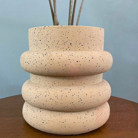 cachepot design em cimento